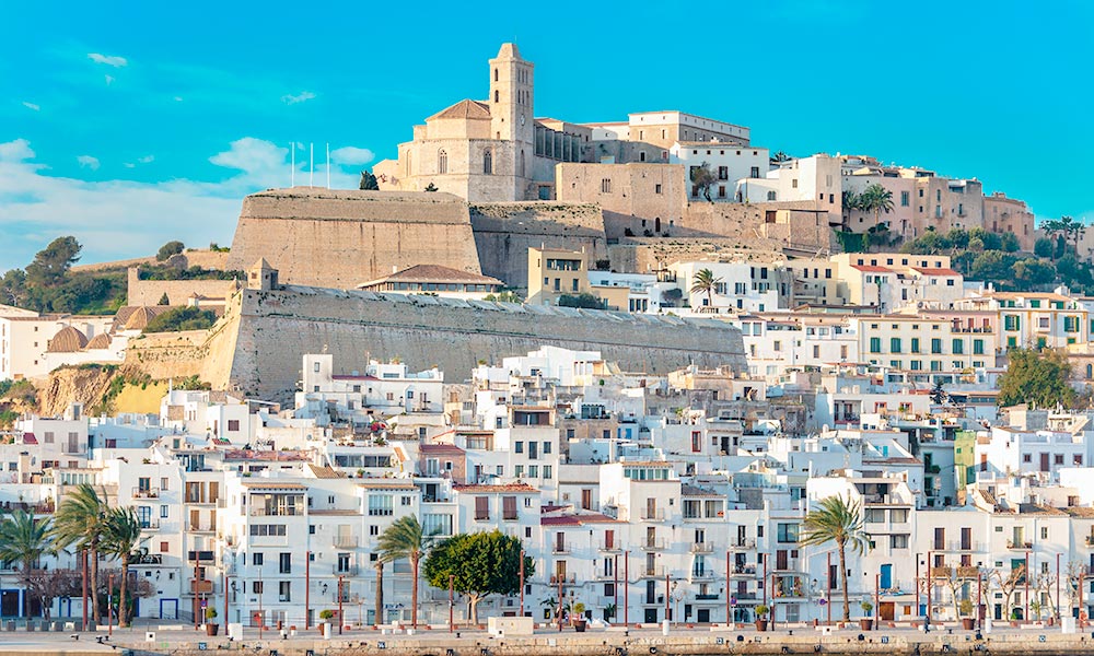 Visit Ibiza - La Vieille Ville d'Ibiza - Villes / Archi